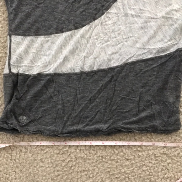 Lululemon top size 4 - Picture 5 of 6